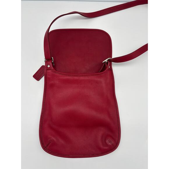 Vintage Old Coach Legacy Red Leather Hippie Flap Bag 9135 made in Costa Rica - Picture 3 of 4